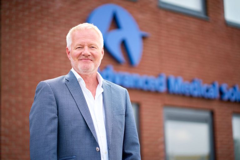 Advanced Medical Solutions werkt samen met Actemium aan retrofit schuimlijn