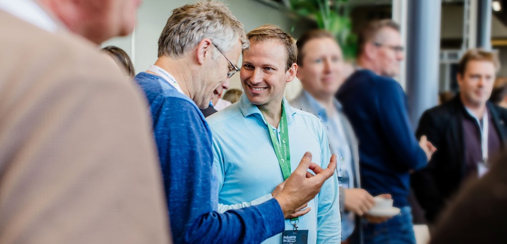 Consultancy Artikel Op weg naar de autonome fabriek in 3 inzichten - header